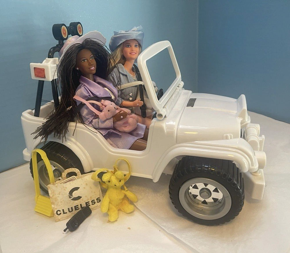 Vintage 1996 Mattel Clueless Jeep Vehicle Lot - Cher & Dionne Dolls & Accessorie